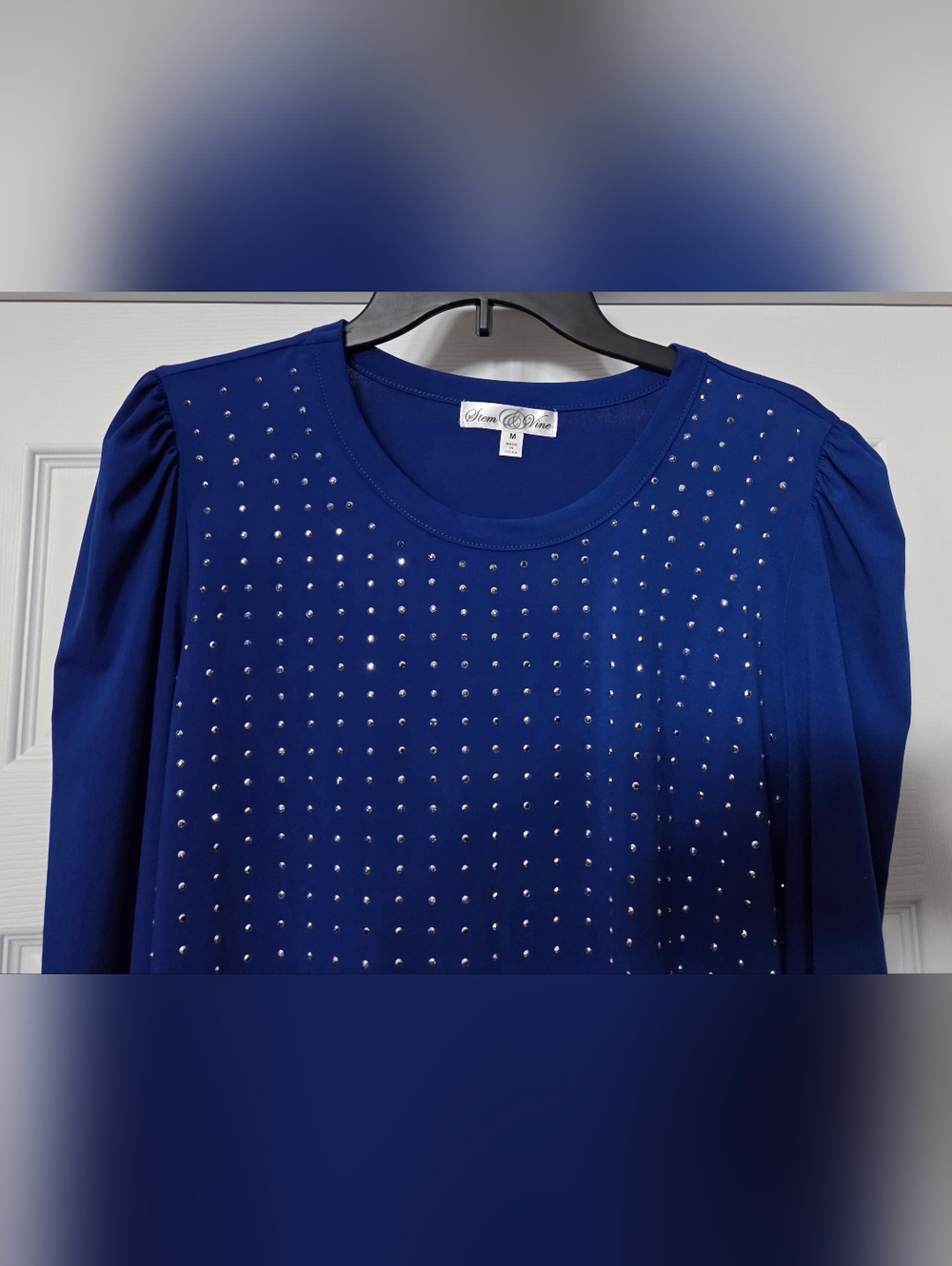 NWOT Stem & Wine Royal Blue Studded Long-Sleeve Blouse Size M - Picture 4 of 11